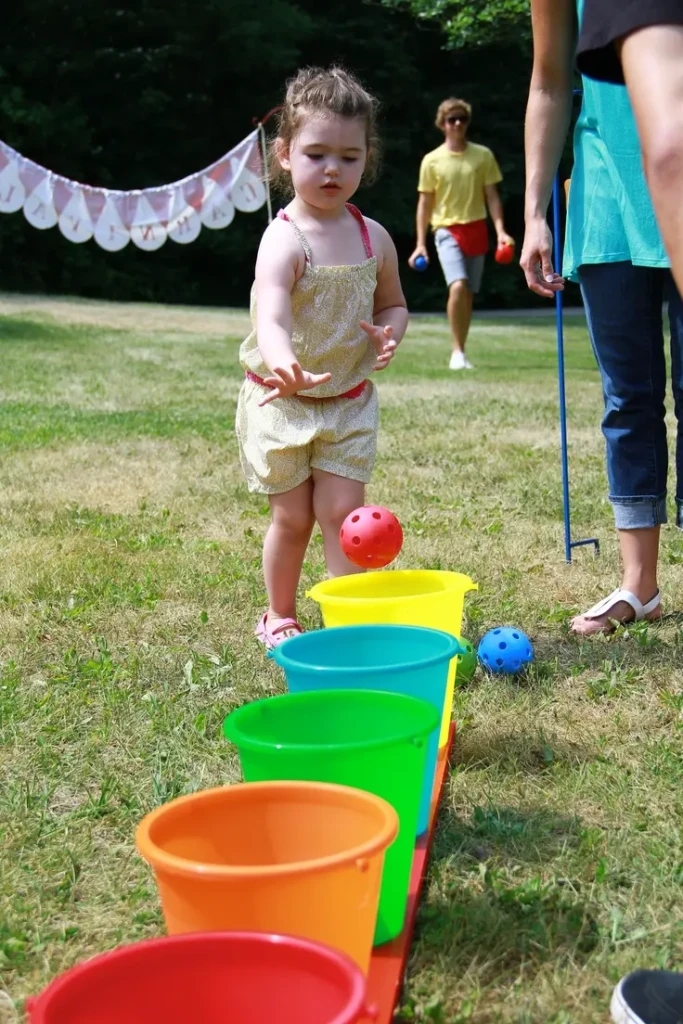 colorful-first-birthday-party-ideas (1)