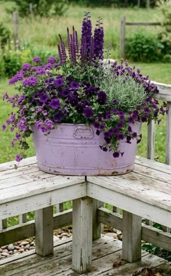 pretty-patio-decor-plants-that-repel-mosquitoes (5)