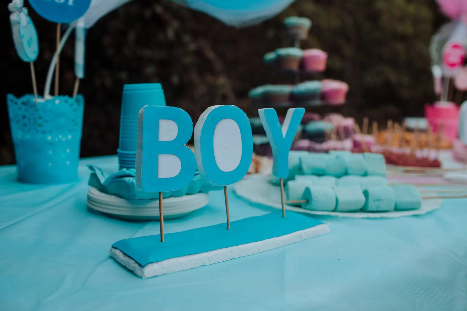 20 Baby Shower Games for Boys (Blue-Themed & So Fun)