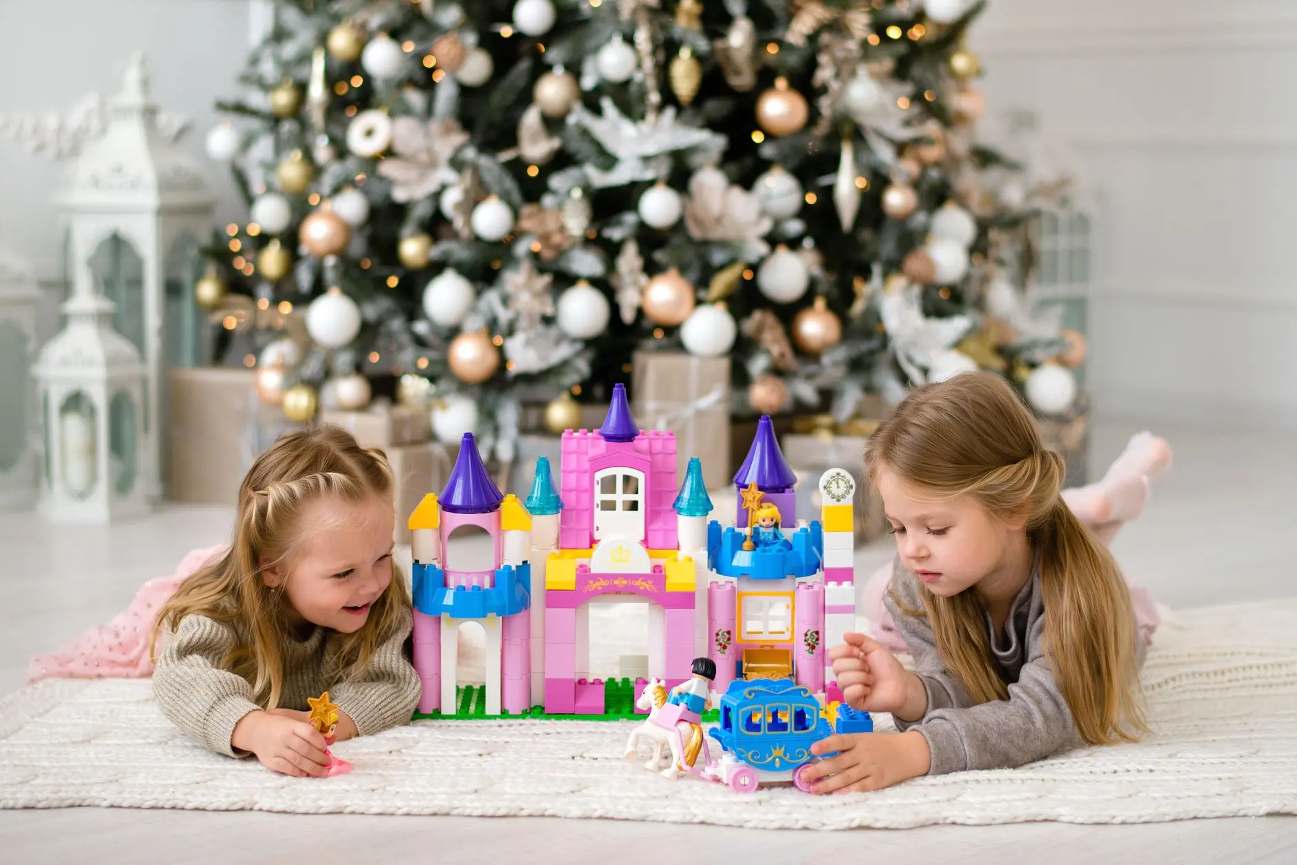 11 Christmas Games for Toddlers That Are Actually Fun