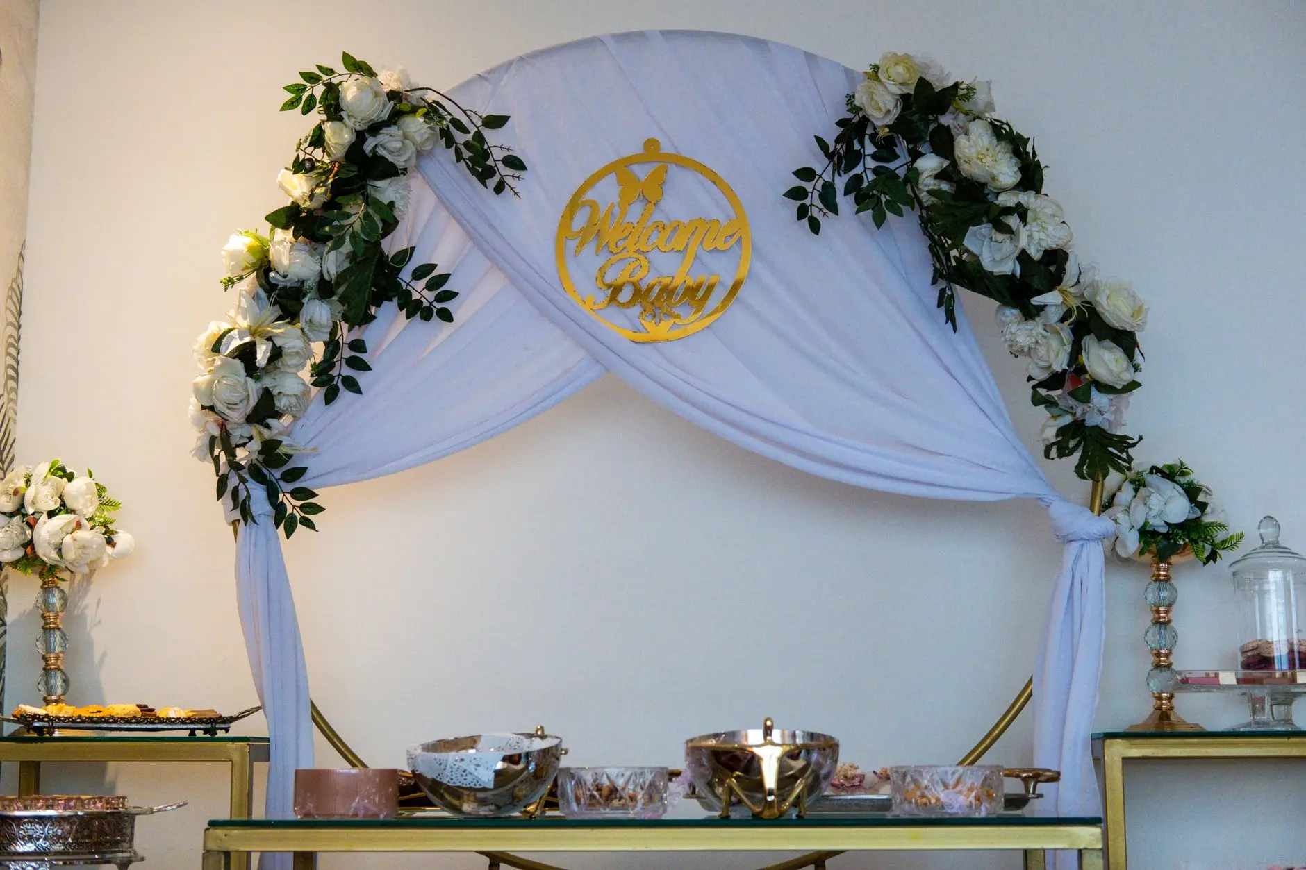 17 Classy Baby Shower Games for an Elegant Celebration