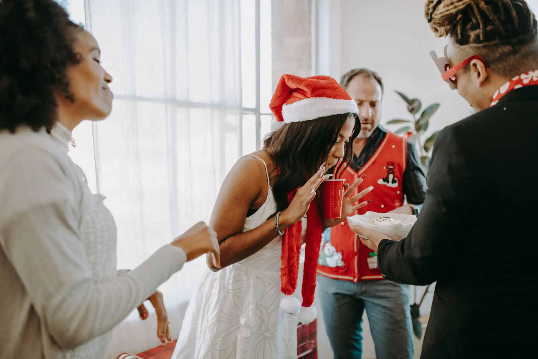 20 Friendsmas Party Games for the Best Chosen-Family Christmas
