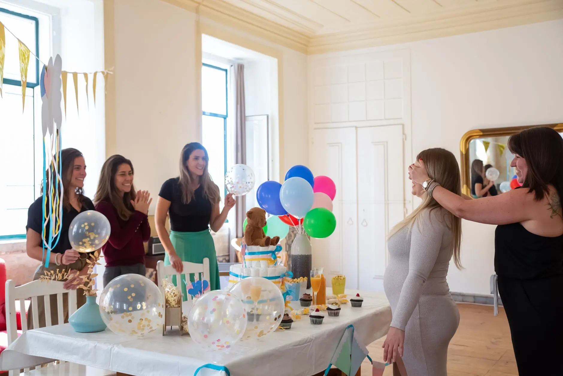 25 Funny Baby Shower Games That'll Have Everyone Laughing