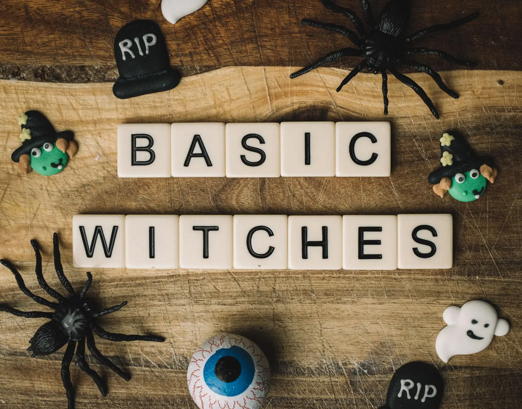 30 Unforgettable Halloween Party Ideas and Games