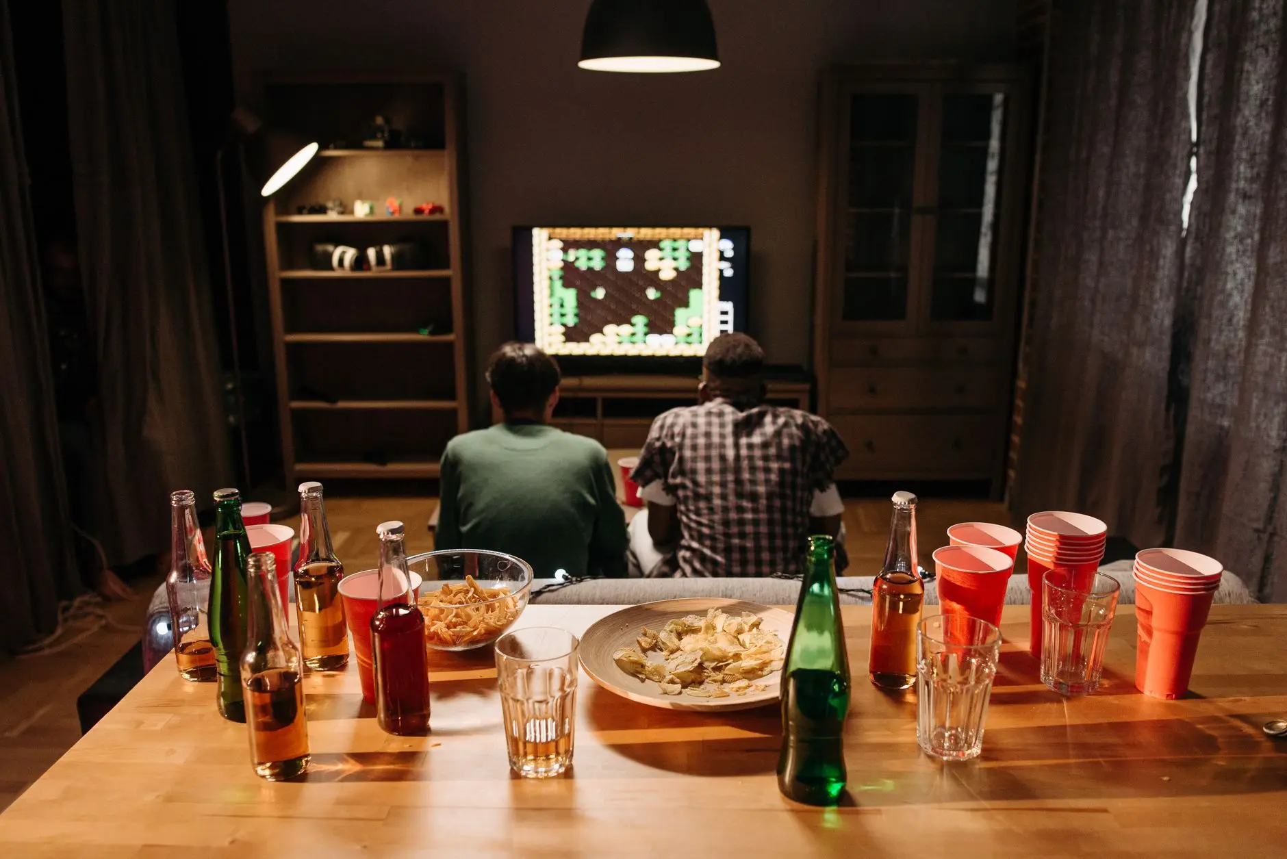 20 House Party Games for a Packed Living Room