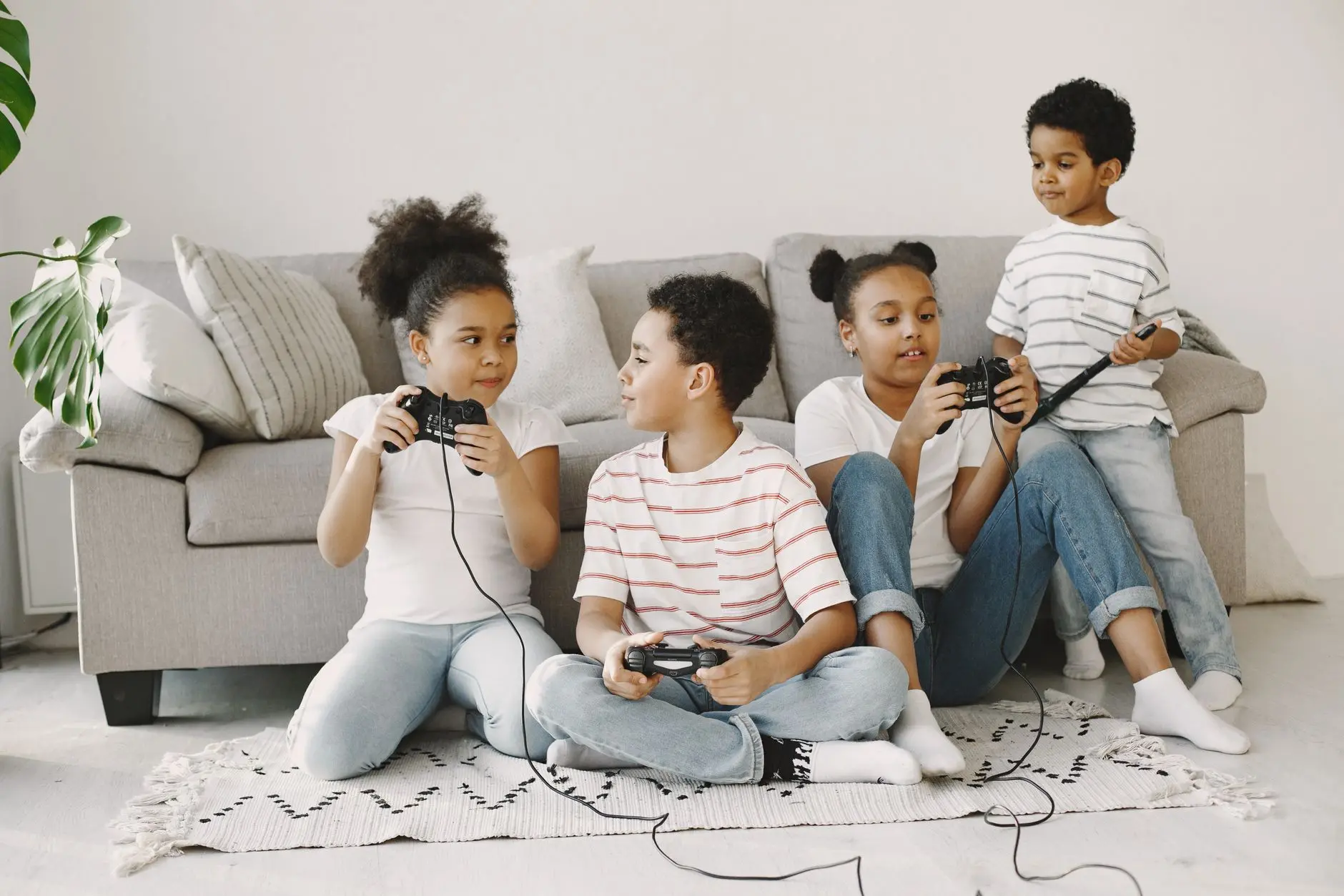 20 Indoor Winter Games for Kids Stuck Inside