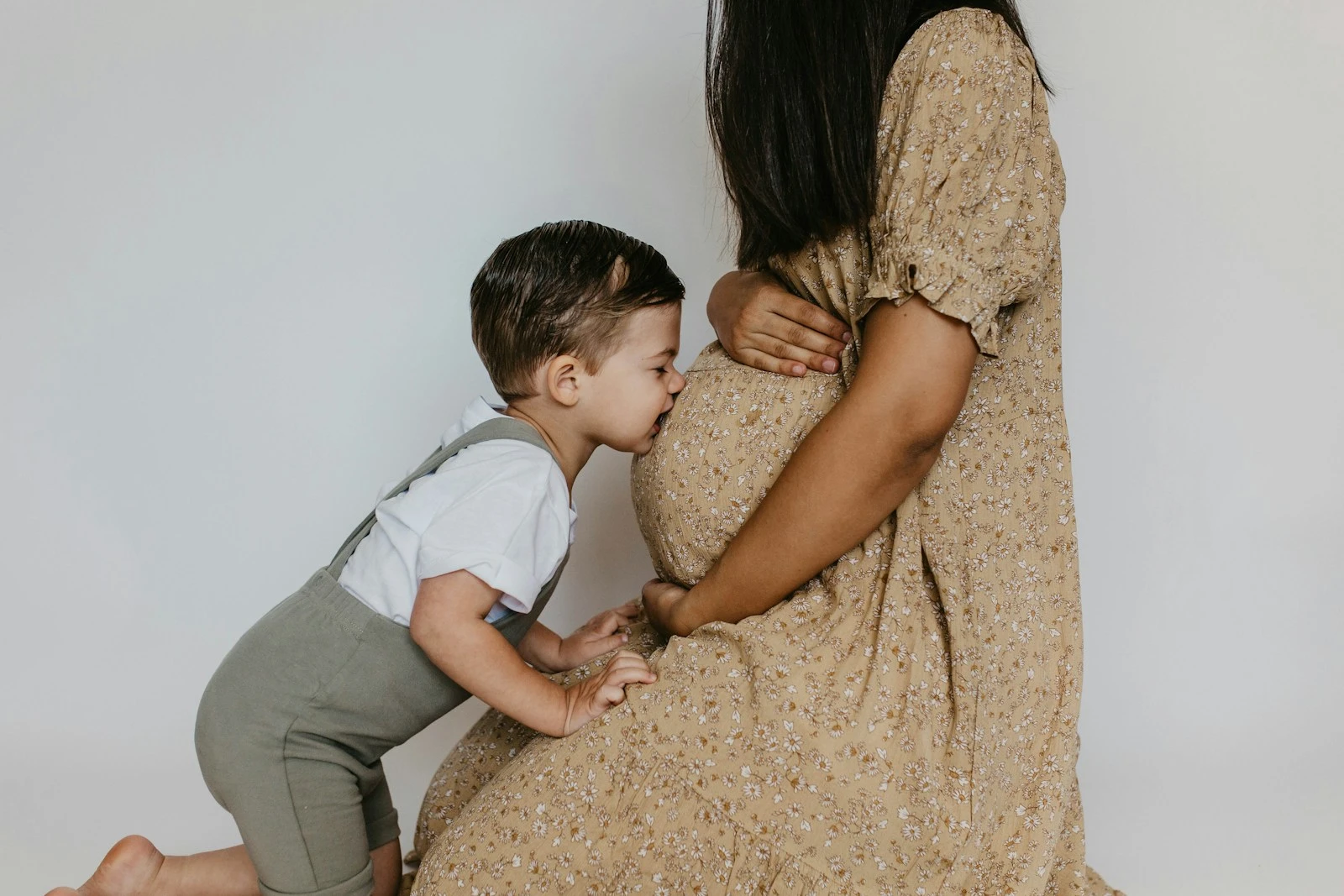 15 Interactive Baby Shower Games That Get Everyone Involved