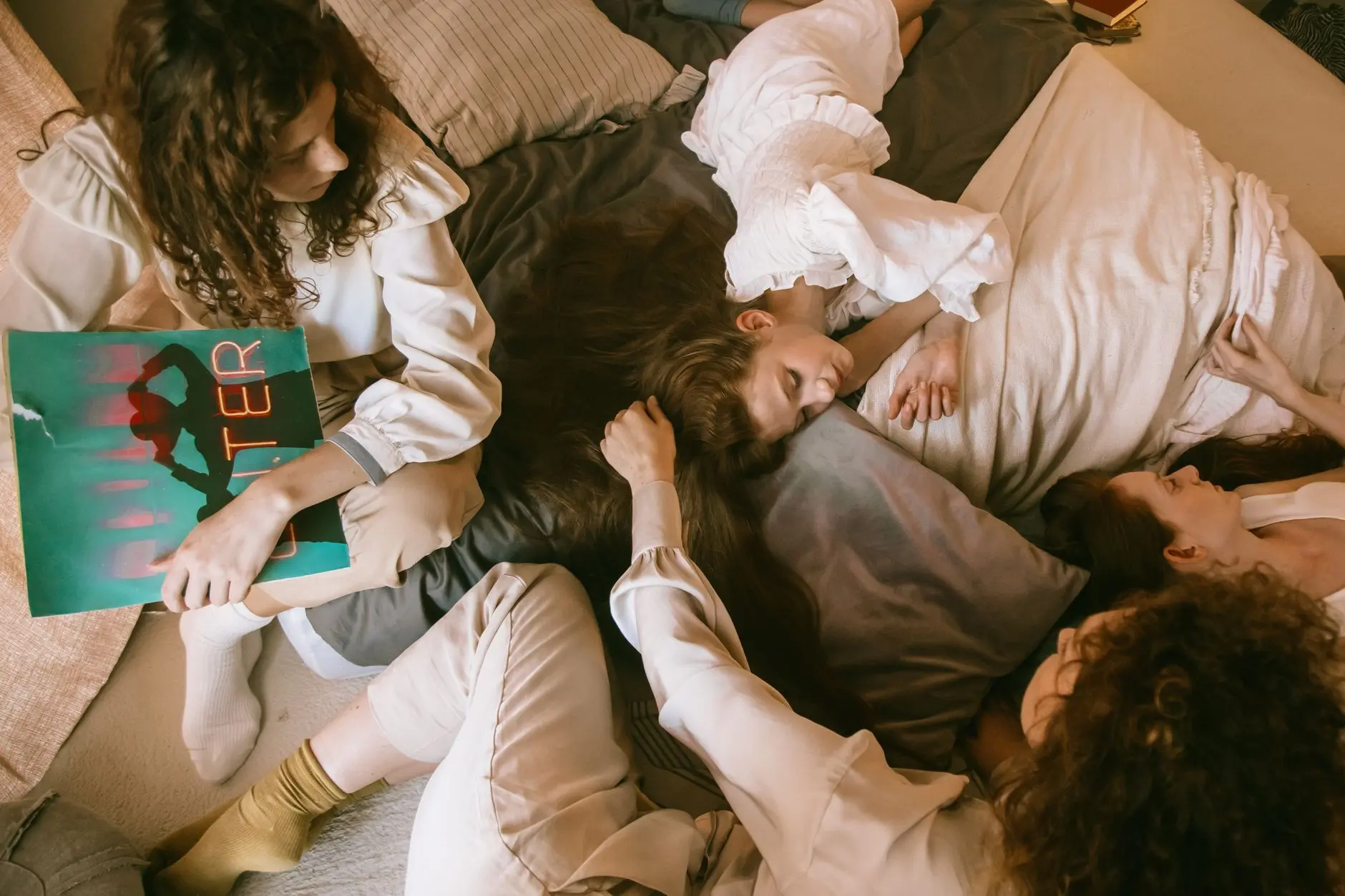 20 Slumber Party Games for the Best Sleepover Ever