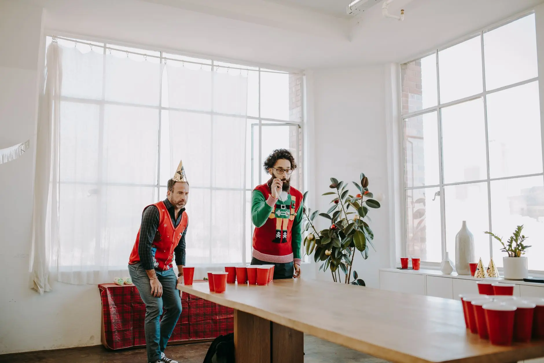 18 Work Christmas Party Games Coworkers Actually Enjoy