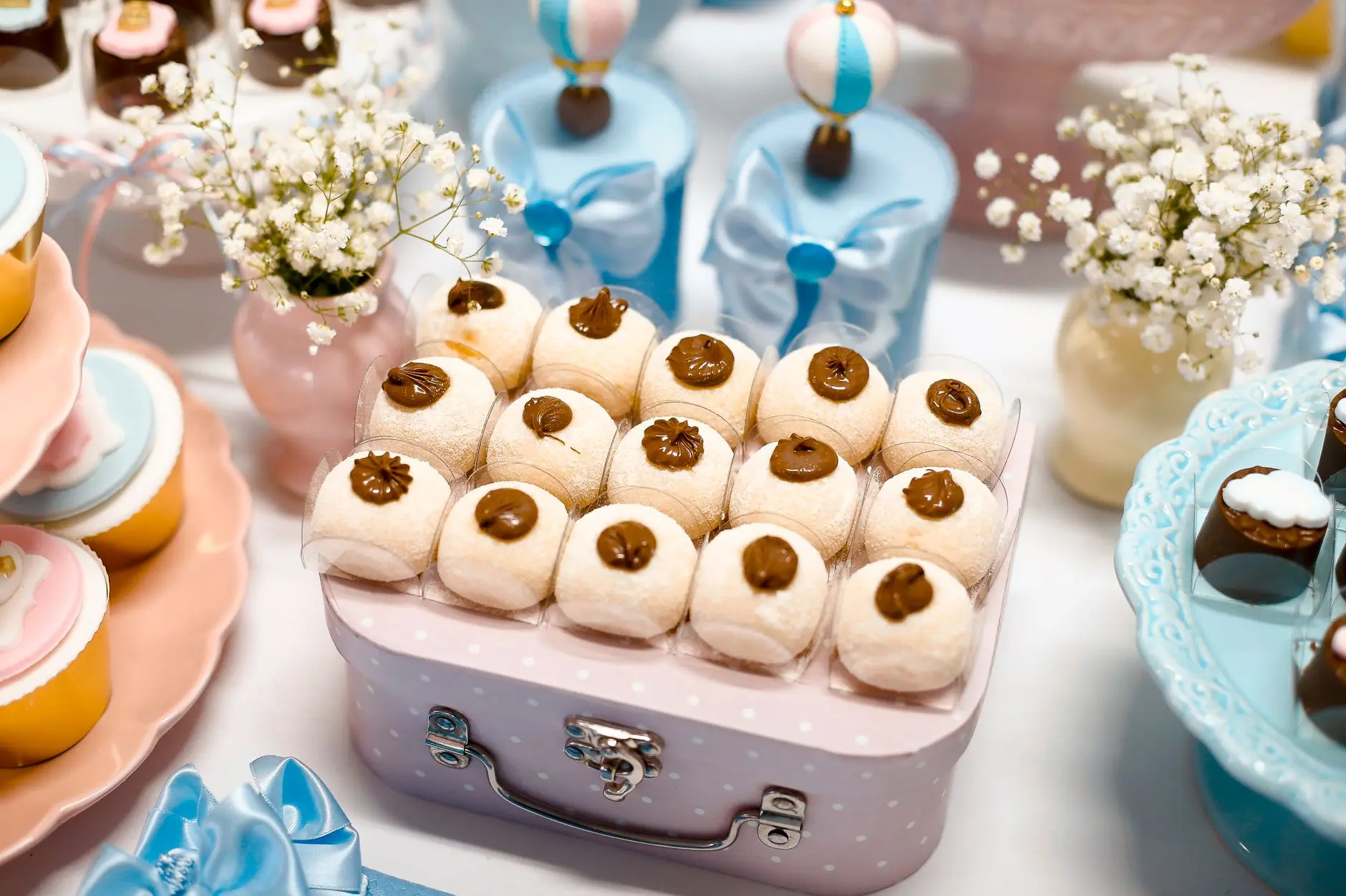 14 Baby Shower Brunch Ideas That Do Not Need a Chef