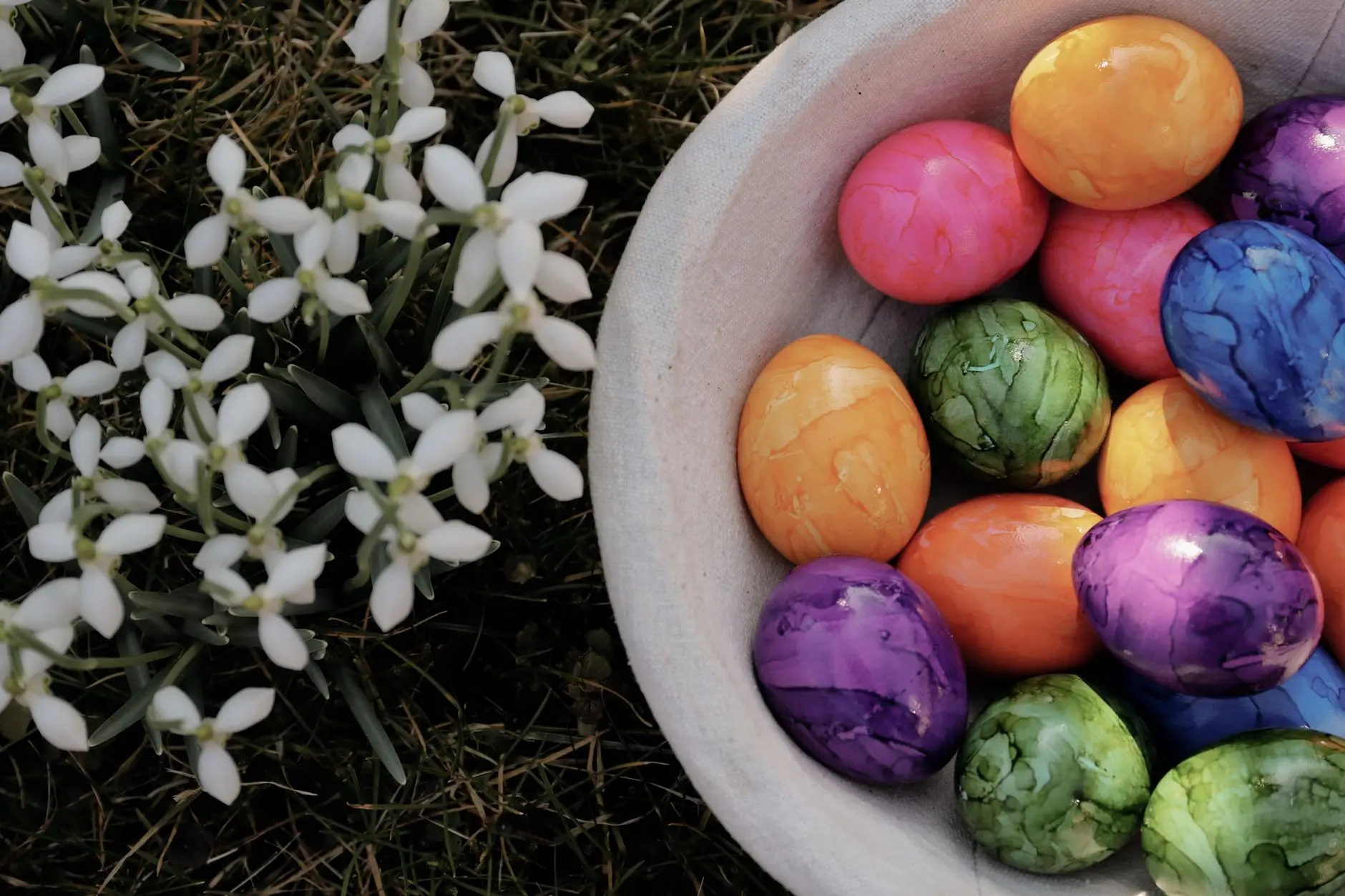 20 Easter Egg Hunt Games That Go Beyond Hiding Eggs