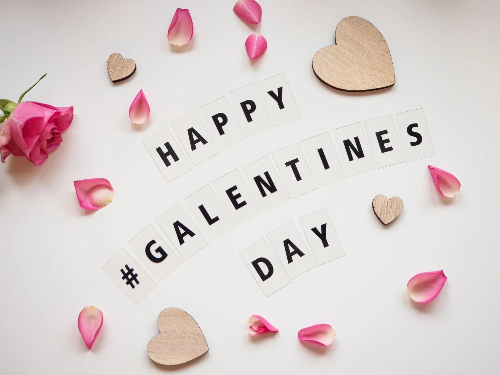 18 Galentine's Party Games for a Night With Your Best Friends