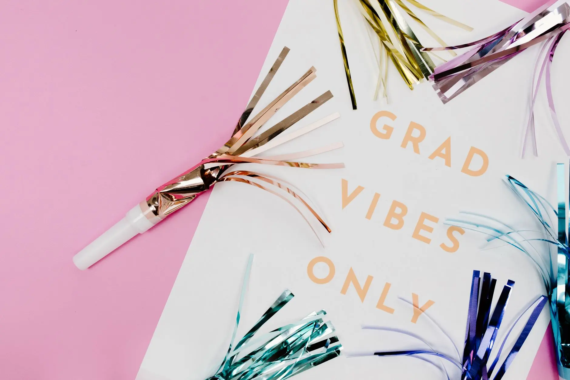 20 Graduation Party Games That Work for Family and Friends Together