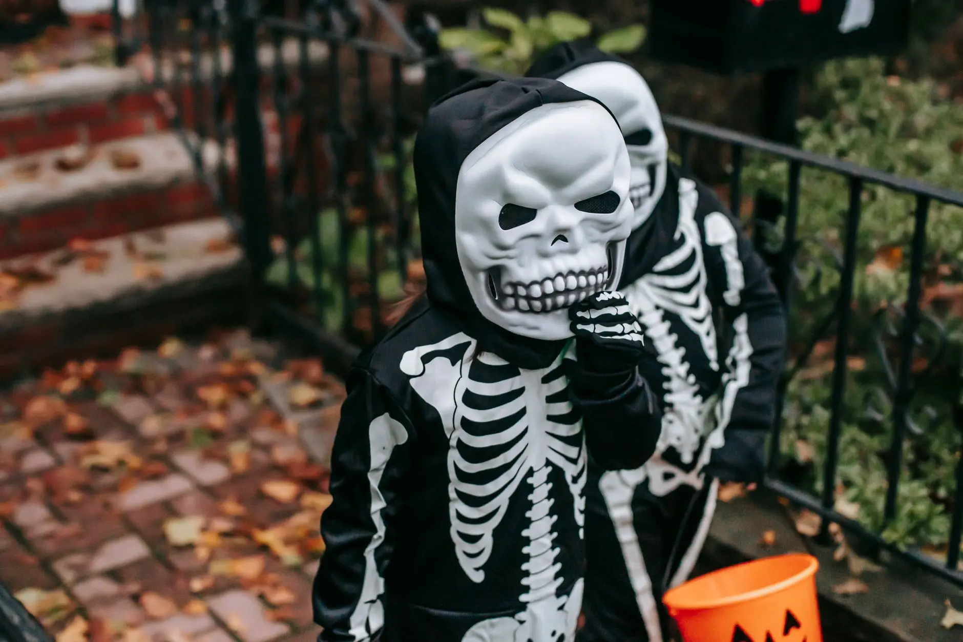 24 Halloween Activities for Kids With Free Printables to Cut, Count and Colour