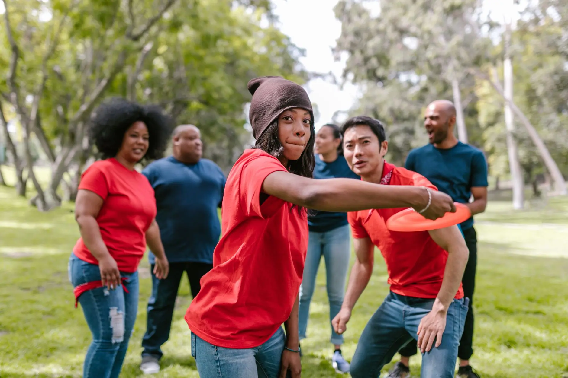 20 Icebreaker Games That Break the Ice Without the Cringe