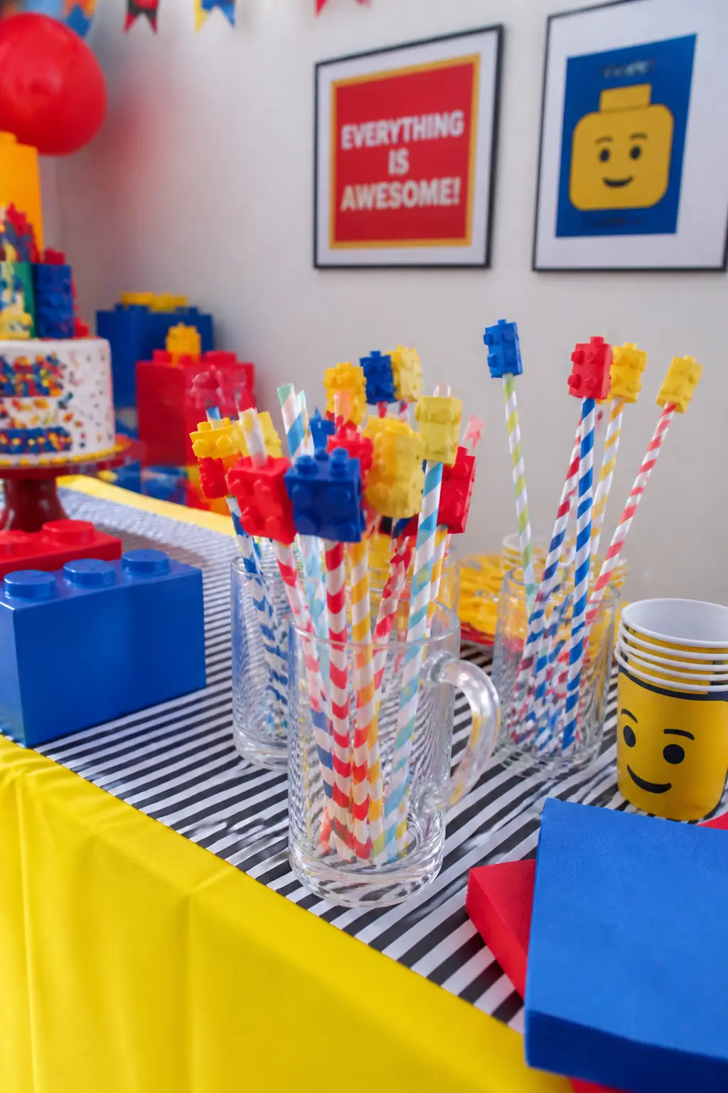 Plastic Building-Brick Drink Stirrers and Straws