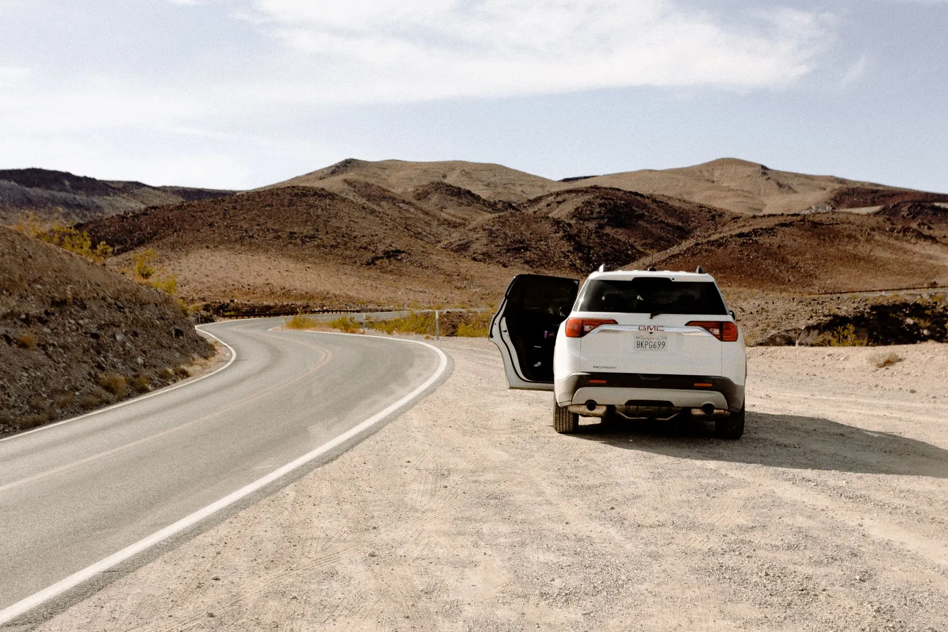 20 Road Trip Games That Keep the Whole Car Happy for Hours