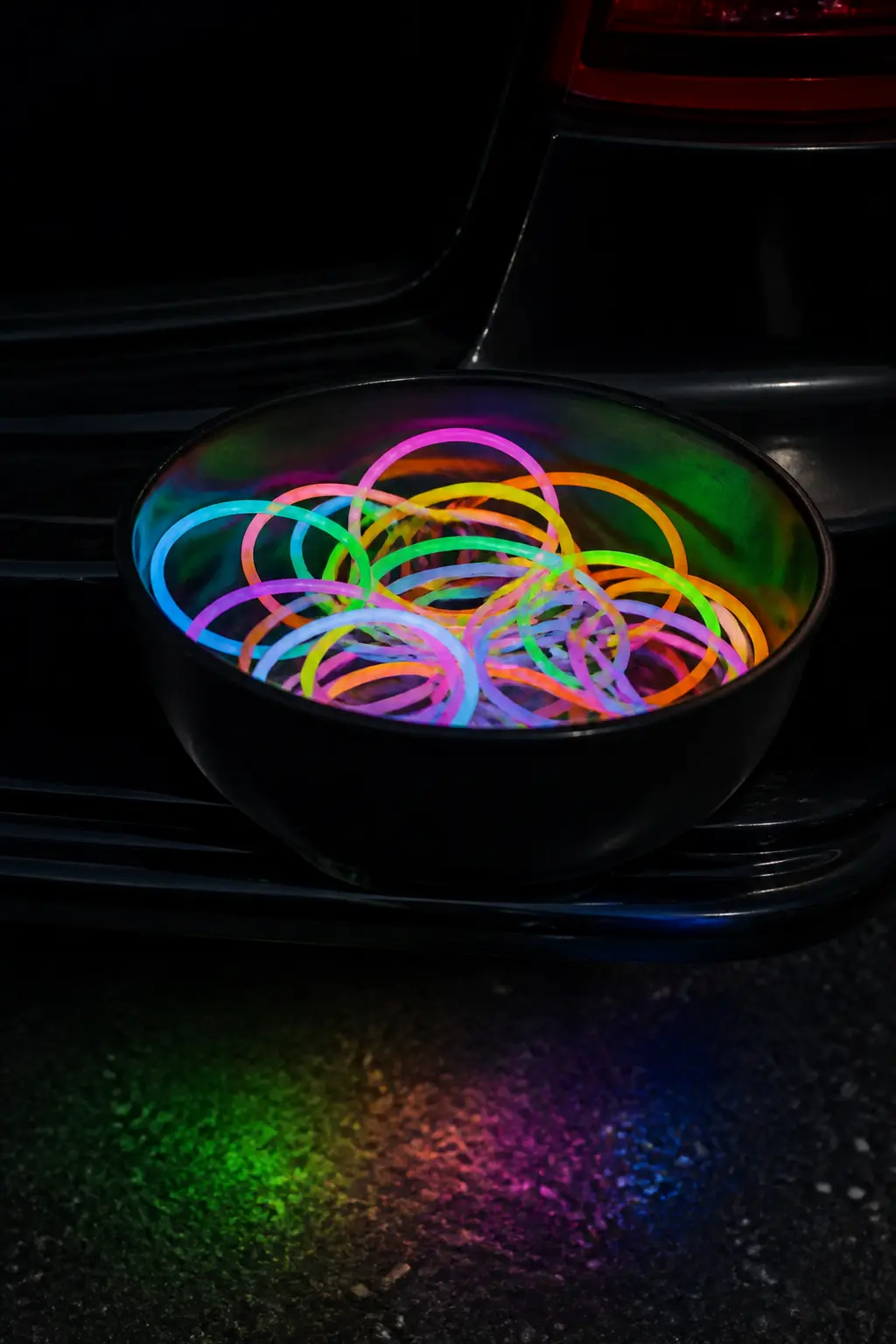Glow-Stick Necklace Distribution Bowl