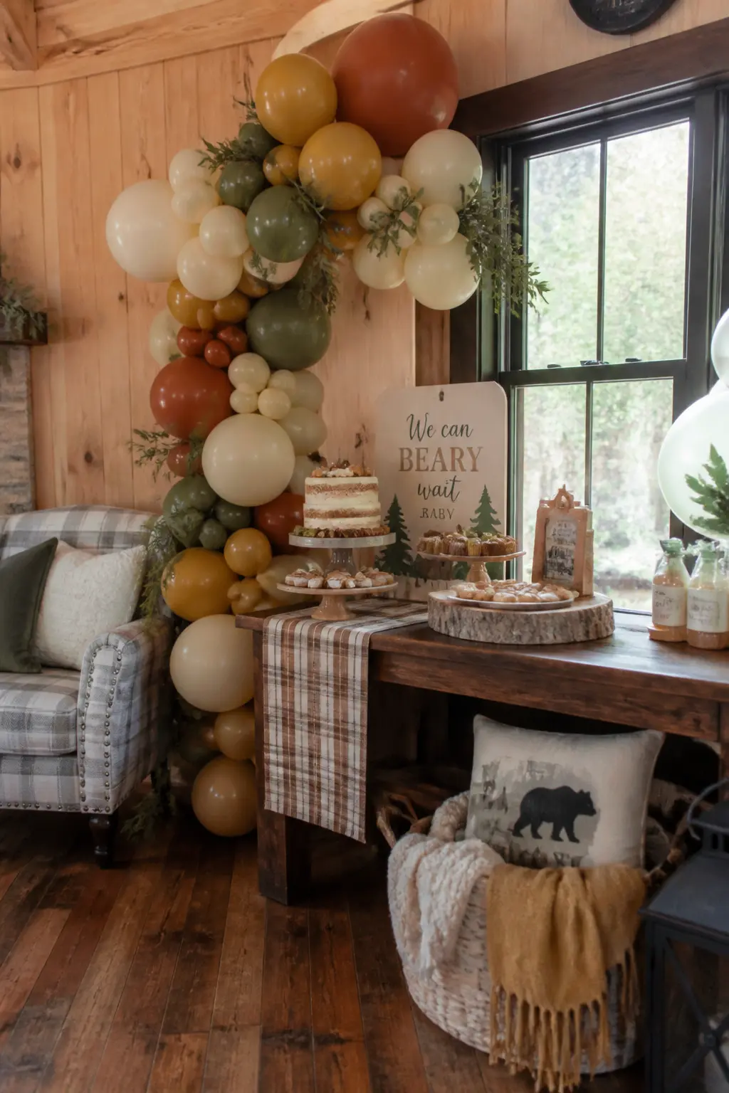 Cosy Cabin Balloon Garland