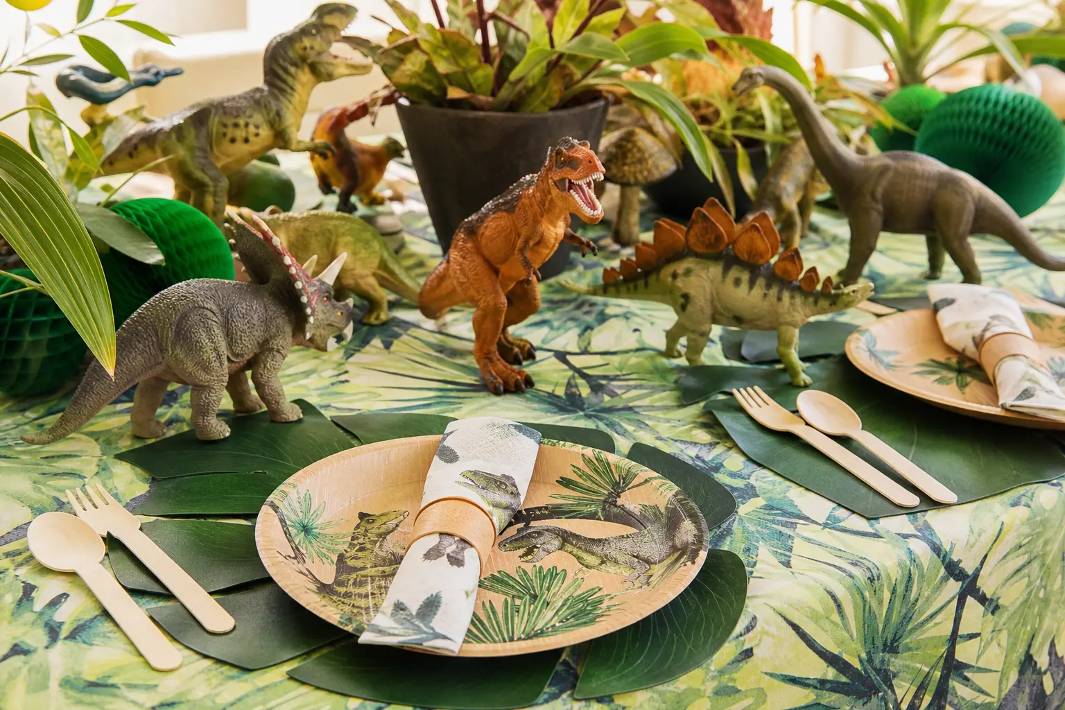 15 Boy 5th Birthday Party Themes for the Age Between Toddler and Big Kid