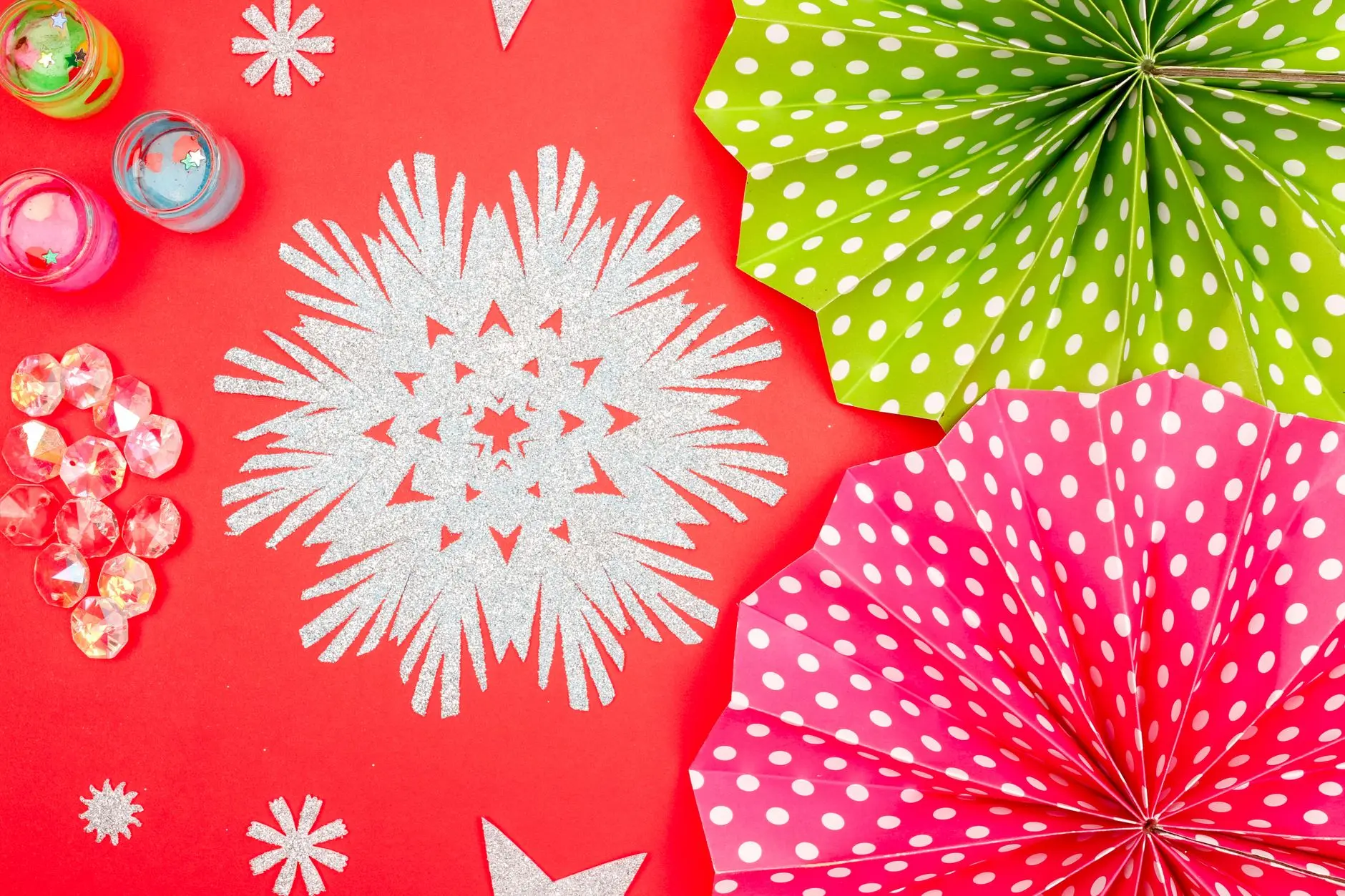 27 Christmas Crafts You Will Still Want Out on the Table in January