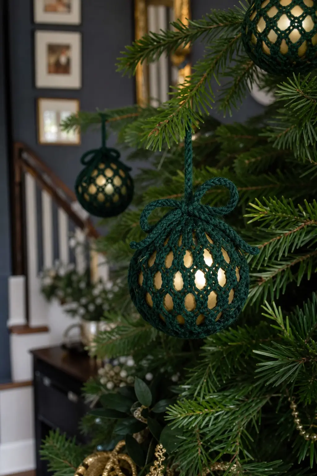 A Bauble Cover Over a Plain Ball