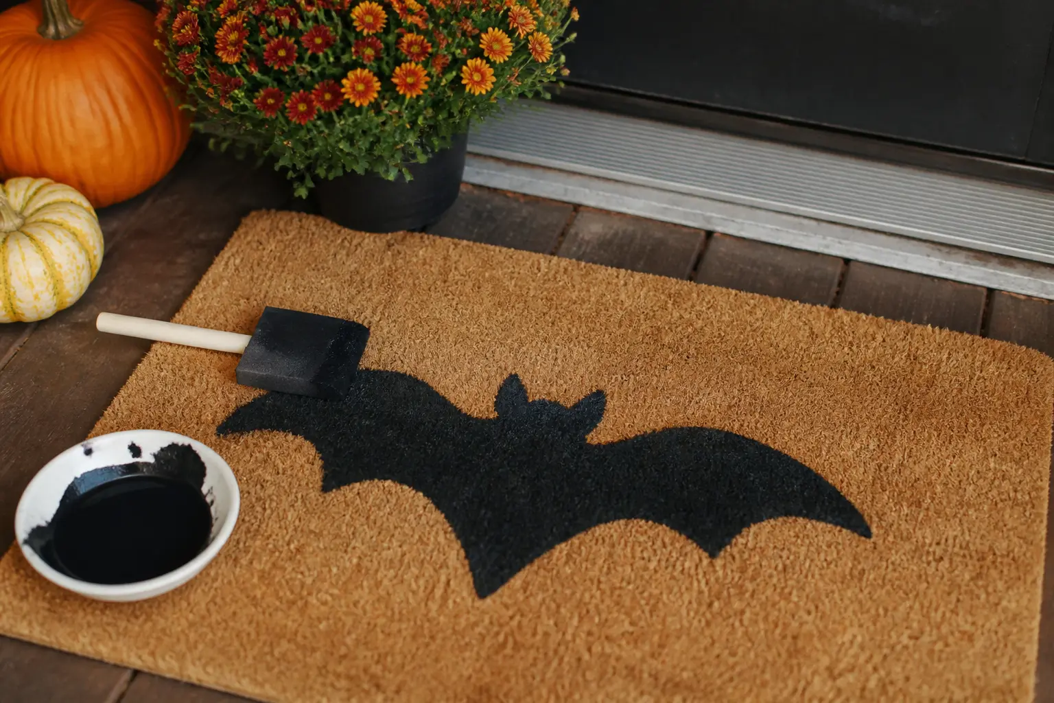 14 DIY Halloween Doormats Painted Freehand in One Afternoon