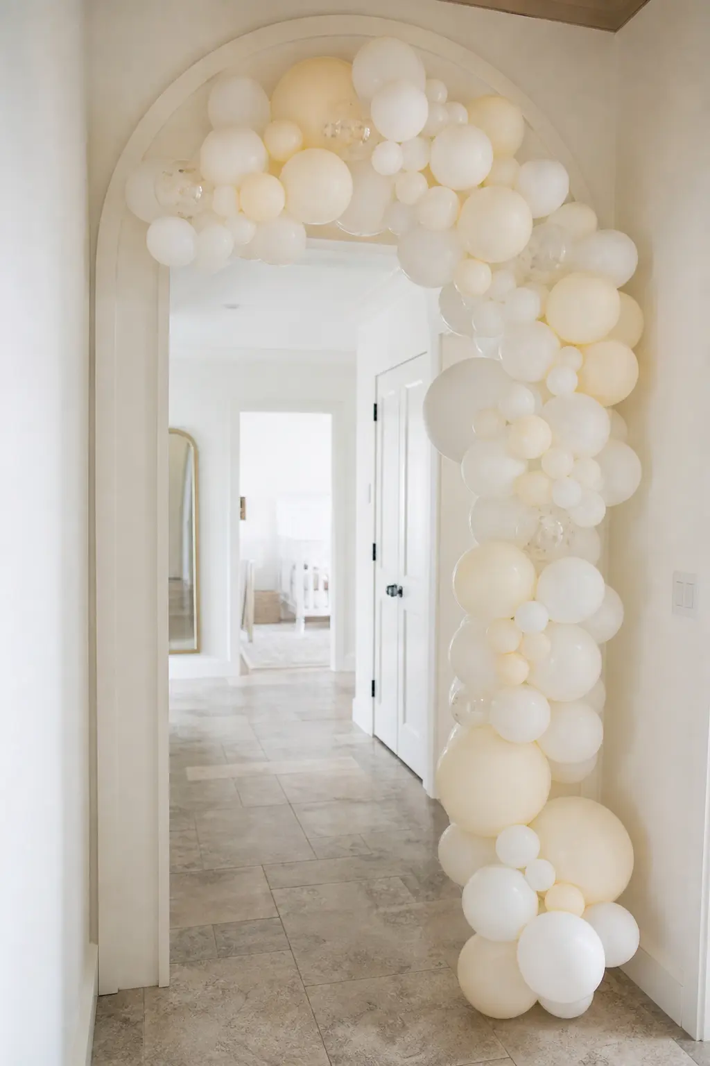 Garland With the Reveal Colour Hidden