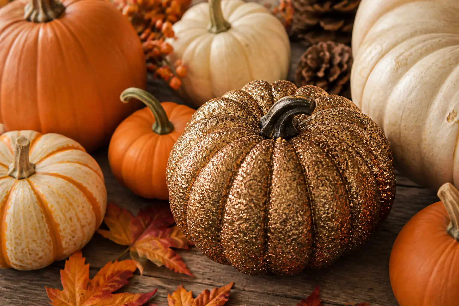 32 Glitter Pumpkin Ideas That Do Not Shed All Over the House