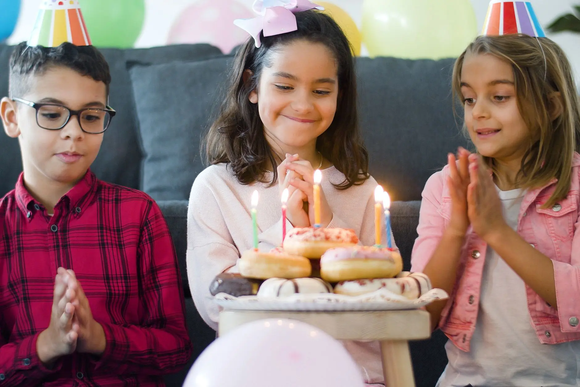 10 Kindergarten Birthday Treats for Small Hands and No Plates