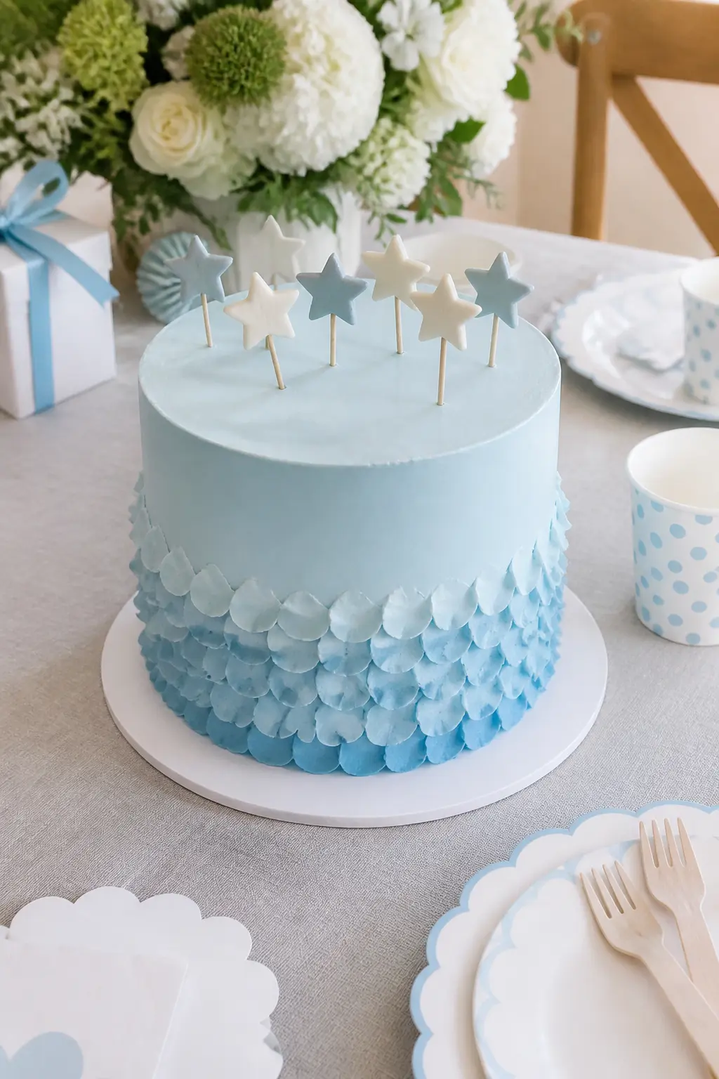 Baby Blue Petal-Tip Ruffle Cake — A petal tip produces the frilled ruffle that is the most theatrical of all Lambeth details. Lambeth birthday cakes