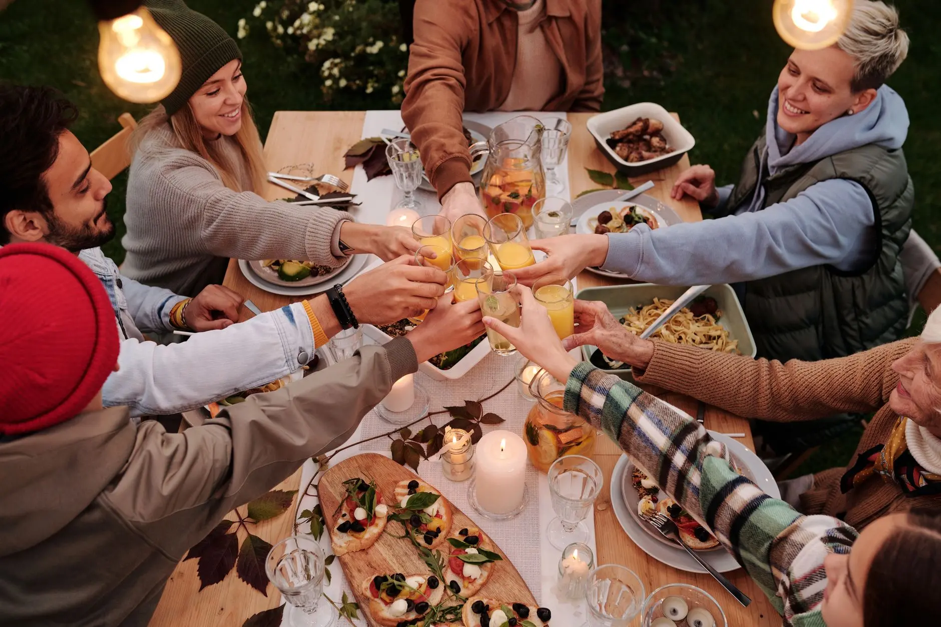 14 Thanksgiving Party Ideas for a House Full of Relatives