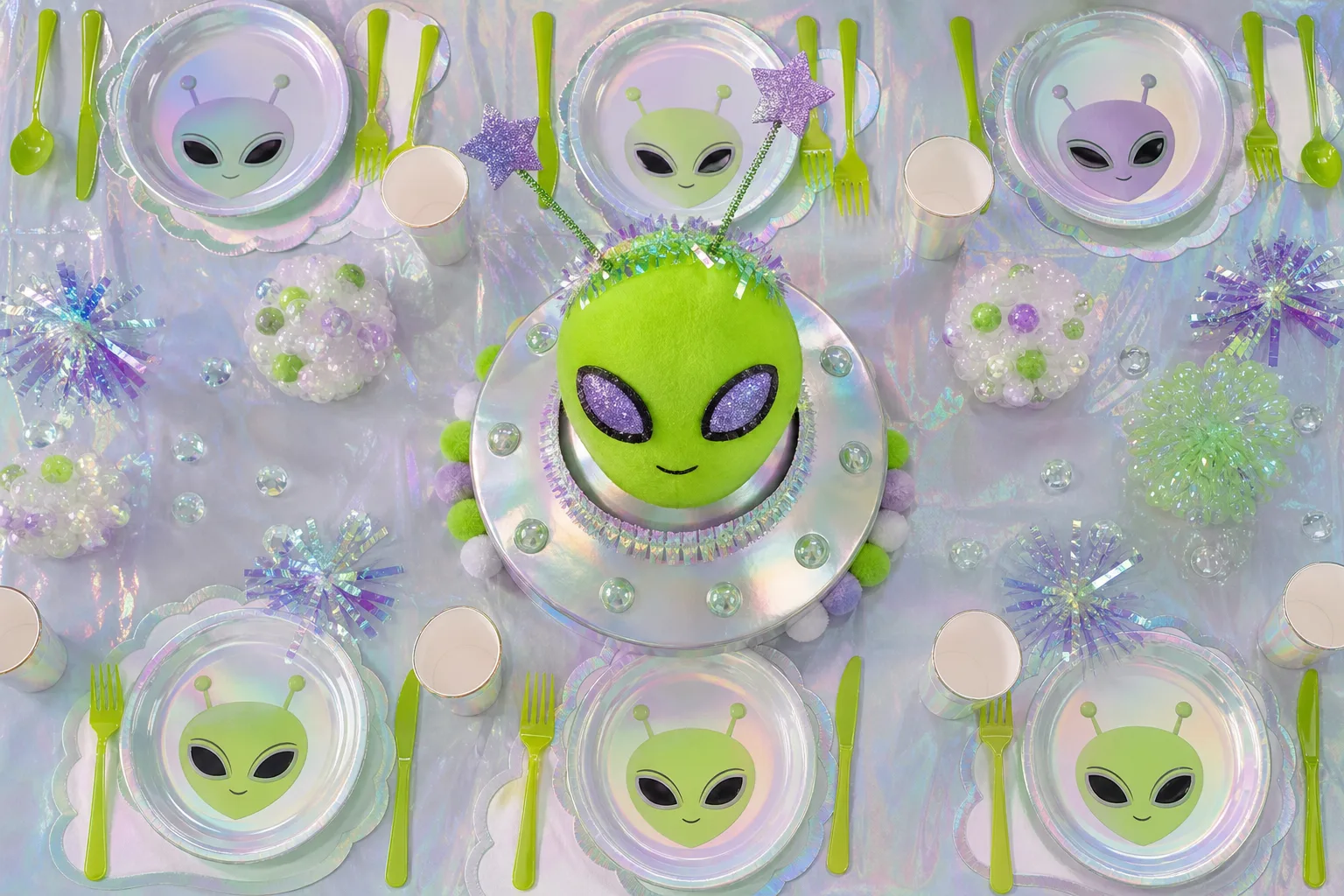 20 Alien First Birthday Party Ideas for a Baby Who Is Out of This World