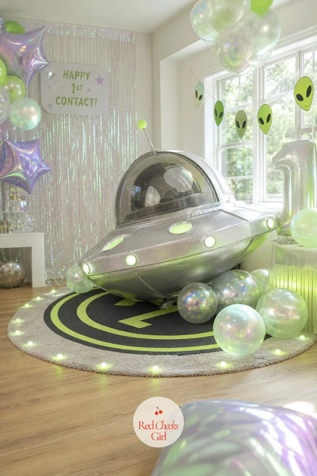 Photo Spot: Crashed UFO Corner — Everyone ends up taking the same twelve photos in front of the dessert table unless there is somewhere else worth standing.