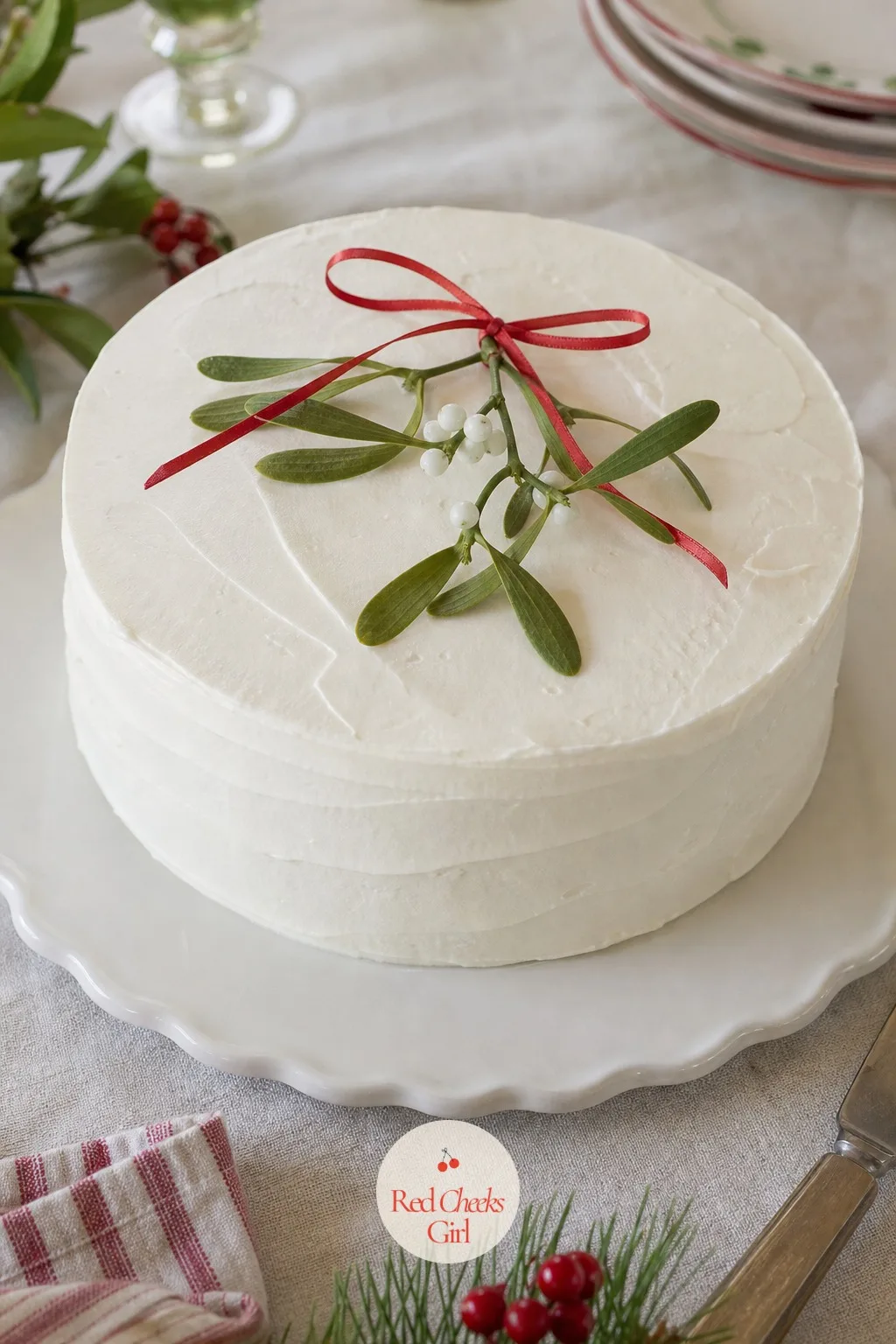 Mistletoe Cake — The smallest detail can carry an entire table, and this cake proves it without trying very hard. Christmas cake designs