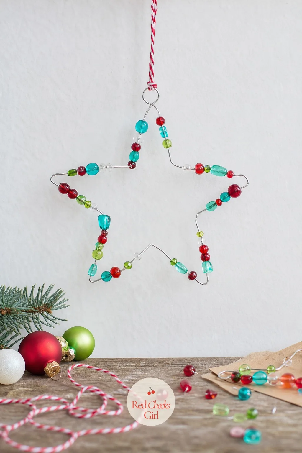 Wire and Bead Star Ornaments — Beading onto string always ends in a knot nobody can undo. Christmas crafts for kids at school