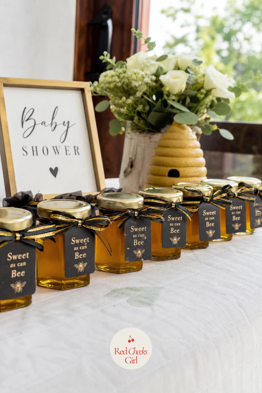 Honeycomb Favor Jars — A bag of mixed candy as a parting gift says nothing about the party guests just left. Coed baby shower ideas