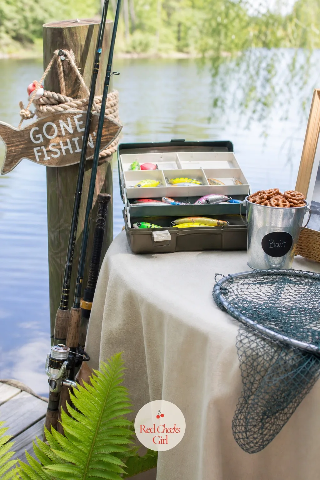 The Fishing Theme — If the dad-to-be would rather be on a boat than anywhere near a card table, let the party lean into that instead. Diaper party ideas for men