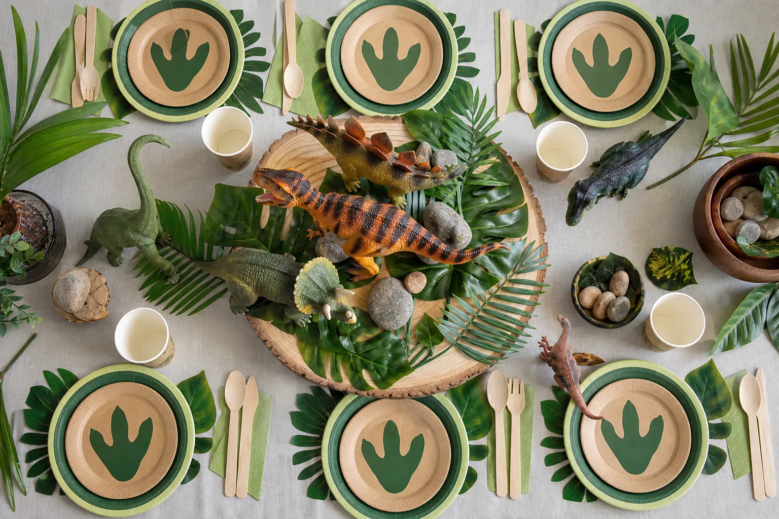 18 Dinosaur Birthday Party Ideas for Kids Who Want to Roar