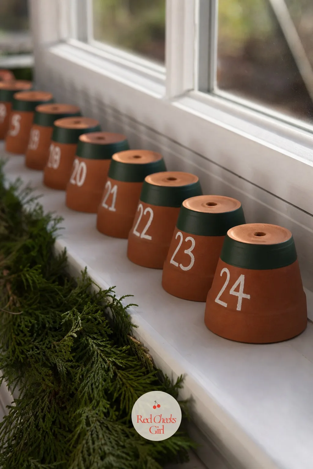 Flipped Terracotta Pot Countdown — Turned upside down along a windowsill, small terracotta pots stop looking like plant pots entirely. Diy advent calendar
