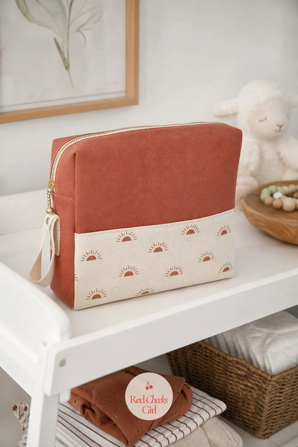 Boxed Zip-Top Diaper Clutch — Diving into a diaper bag for a diaper, a wipe and somewhere clean to lay the dirty one is a small daily indignity. Diy baby