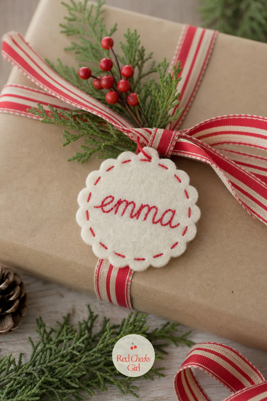 Felt Gift Tag Name Ornament — Gift tags get thrown out with the wrapping paper the moment presents are opened. Diy felt christmas ornaments