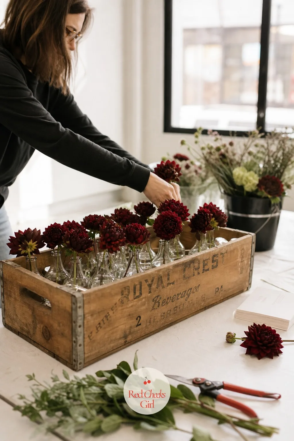 Bud Vase Rental for Parties and Corporate Events — Bud Vase Rental for Parties and Corporate Events : clients want flowers on every table but balk at the cost