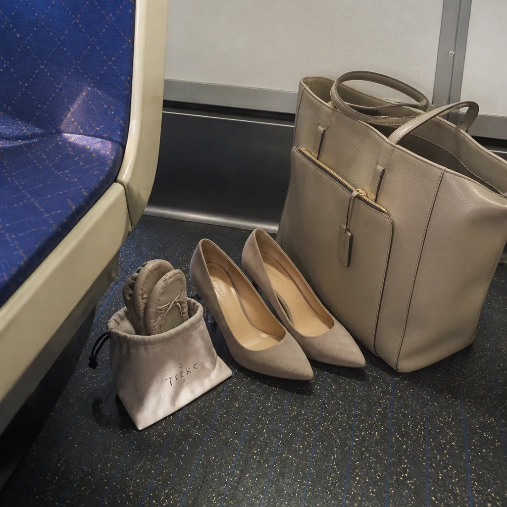 Foldable Travel Flats — Heels are fine for a nine a.m. Gifts for corporate girlies