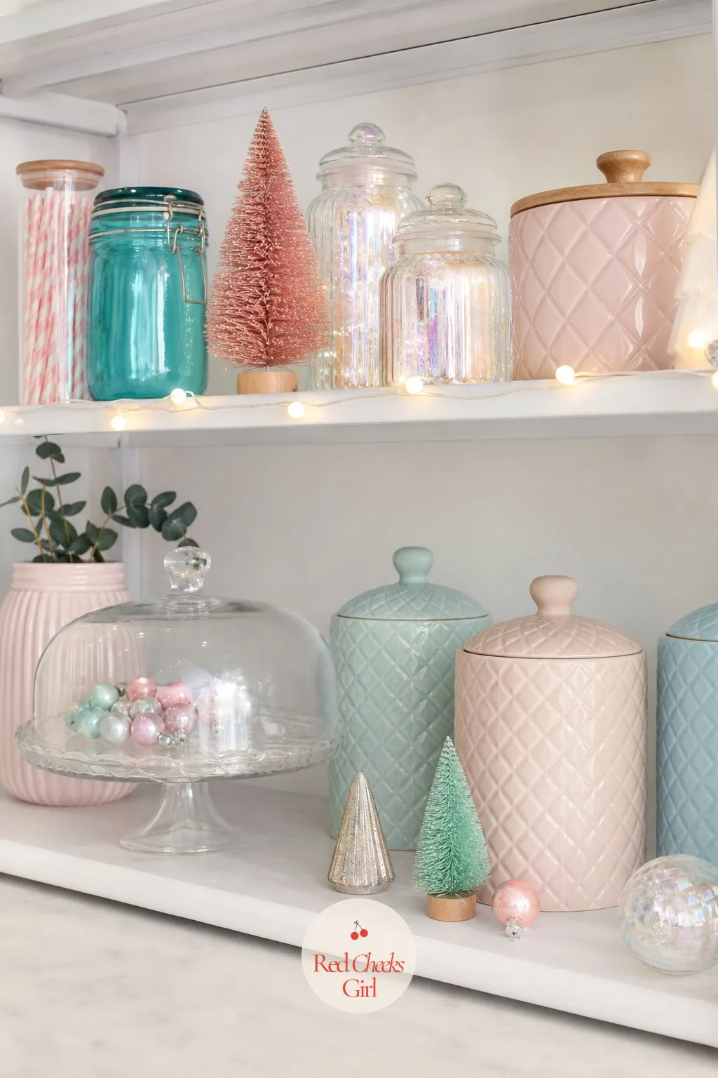 The Open Shelf — Open shelving in a kitchen either looks curated or looks cluttered, rarely anything in between. Kpop christmas