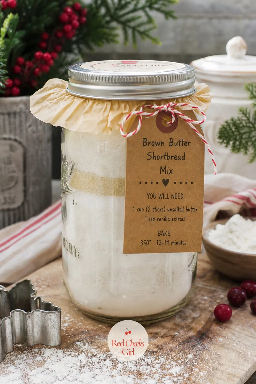 Brown Butter Shortbread Mix Jar — A tin of shop-bought biscuits says last-minute. Mason jar christmas crafts