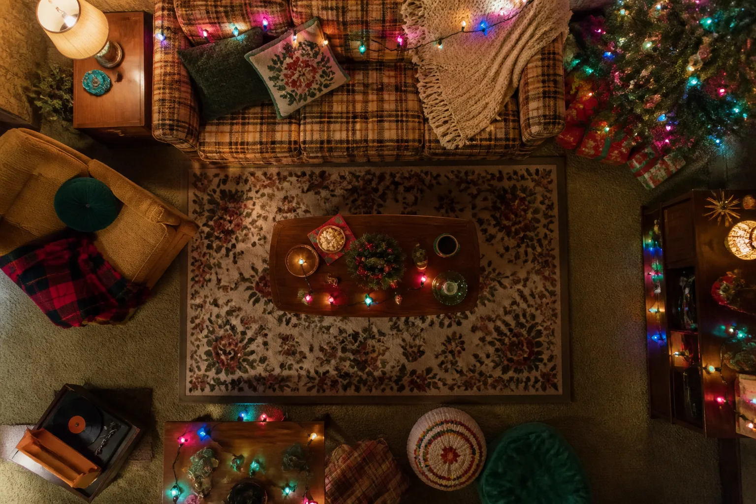 Stranger Things Christmas Decor: 20 Ideas for a Retro 80s Living Room Lit With Rainbow Bulbs