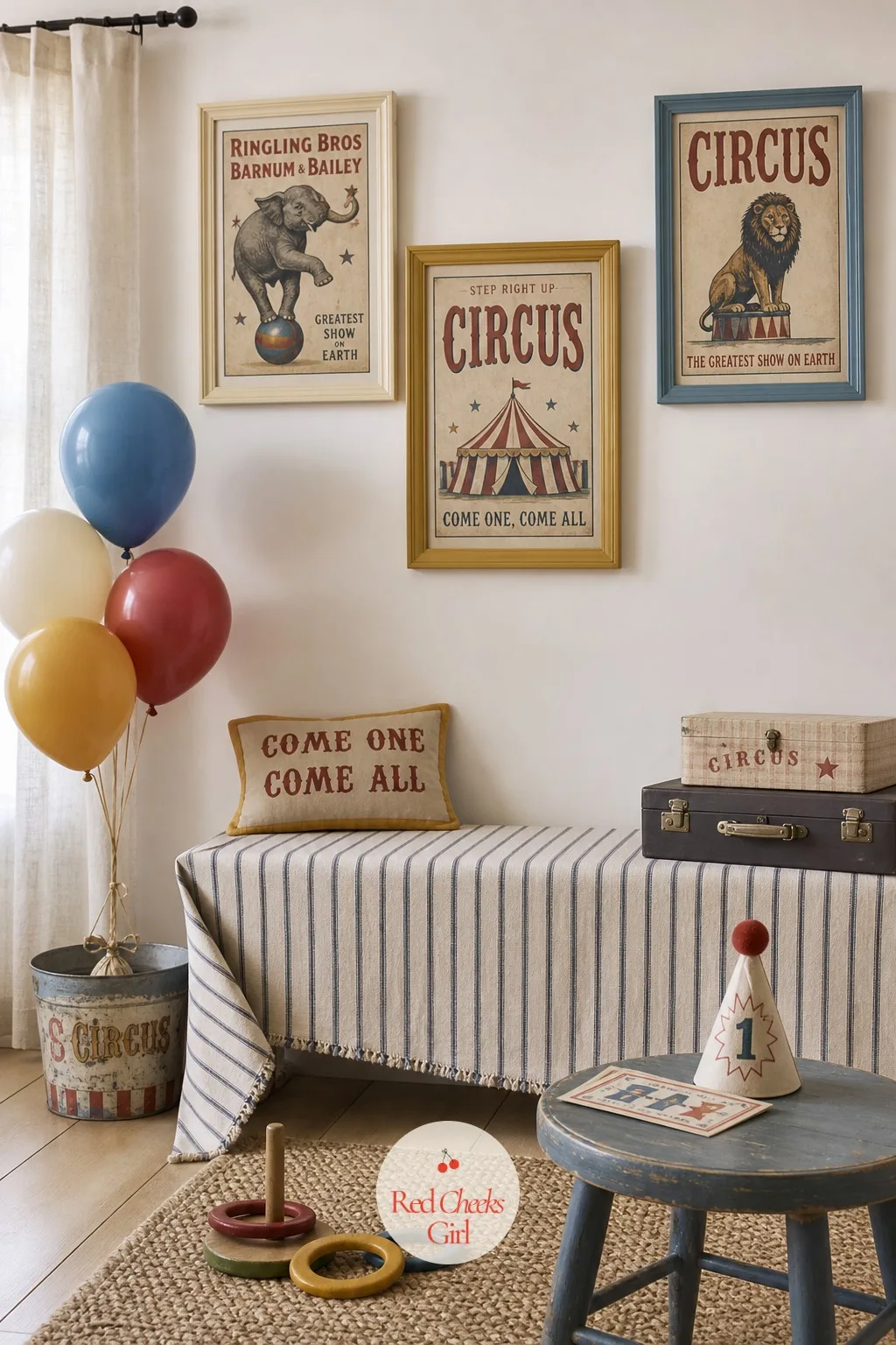 Framed Poster Gallery Photo Corner — One big poster is a statement, three small framed ones feel like a proper corner of the house got dressed up for the day